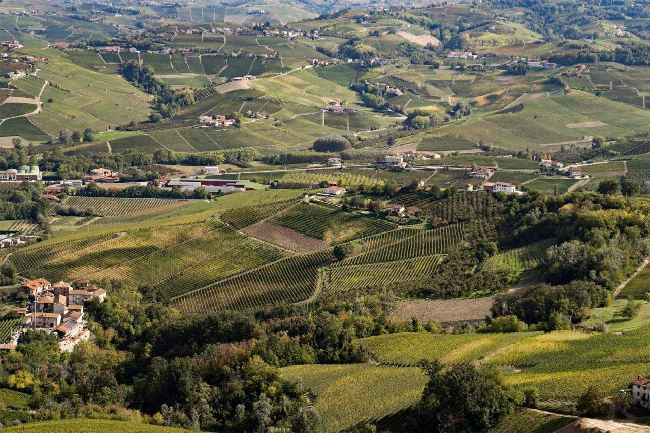 L'Angolo Relax La Morra Bagian luar foto