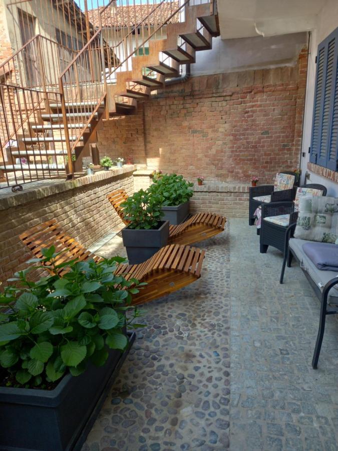 L'Angolo Relax La Morra Bagian luar foto